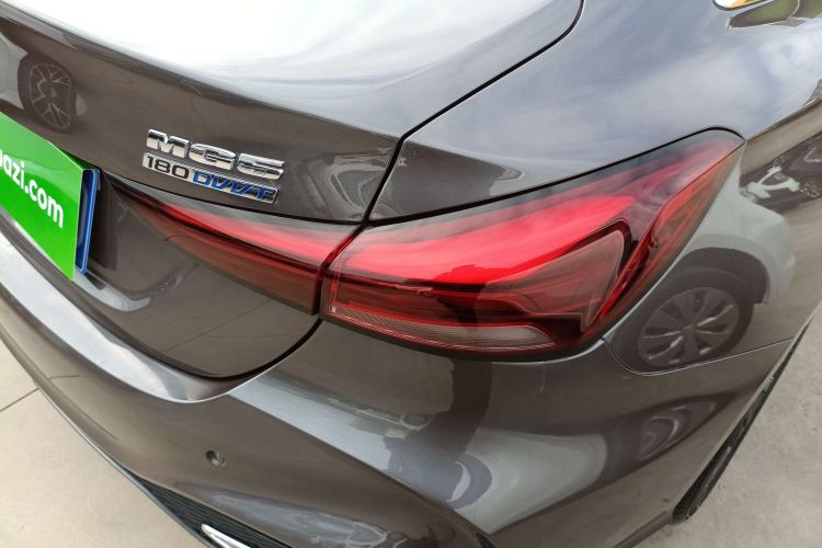 名爵 MG5 2025款 180DVVT 全球豪华版车身外观6006