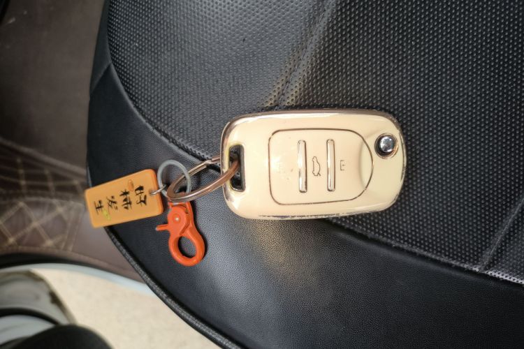 五菱汽车 宏光MINIEV 2020款 自在款 三元锂中控内饰11