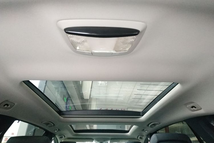 奔驰R级 2017款 R 320 4MATIC 商务型臻藏版局部细节22