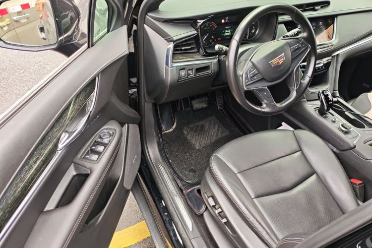 凯迪拉克XT5 2020款 改款 28T 豪华型中控内饰7003