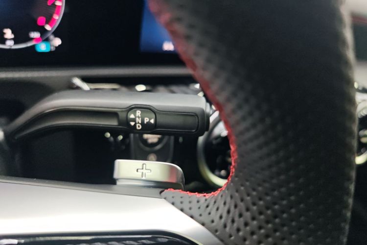 奔驰CLA 2026款 CLA 200 猎跑车中控内饰18