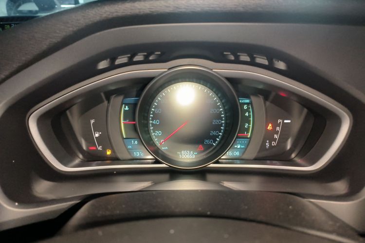 沃尔沃V40 2014款 Cross Country T5 AWD 智雅版中控内饰14