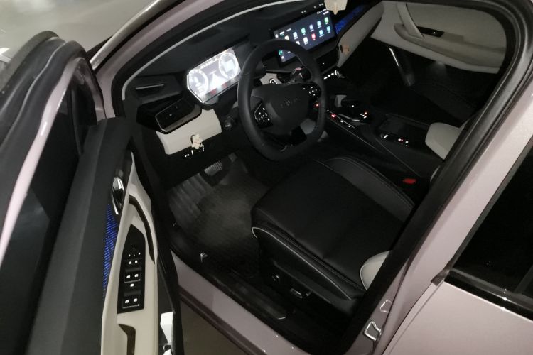 领克06 2023款 Remix 1.5T Shero中控内饰20