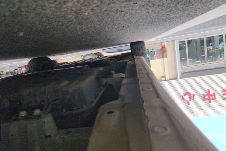 五菱汽车 五菱缤果 2023款 203km 轻享款局部细节9002