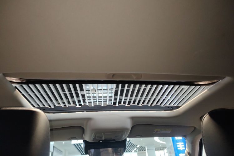 坦克300 2021款 越野版 2.0T 征服者局部细节22