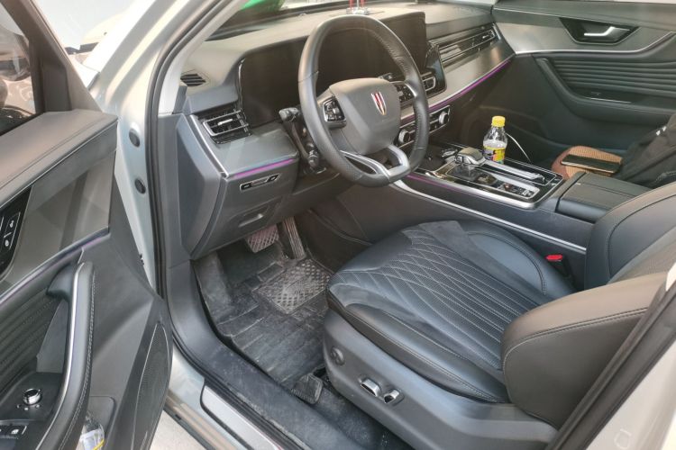 红旗HS5 2023款 2.0T 旗享Pro版中控内饰20