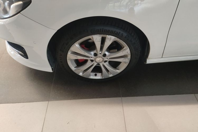 奔驰B级 2015款 B 200 时尚型车身外观6007