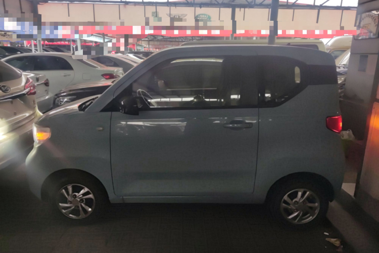 五菱汽车 宏光MINIEV 2020款 自在款 磷酸铁锂车身外观4