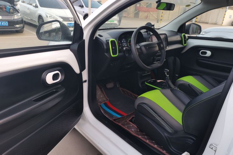 荣威 科莱威CLEVER 2021款 302km全能版中控内饰20