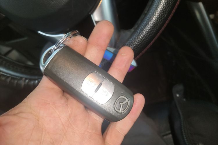 马自达CX-5 2014款 2.0L 自动两驱都市型中控内饰11