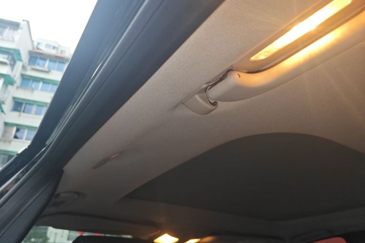 奔驰R级 2010款 R 300 L 豪华型局部细节22