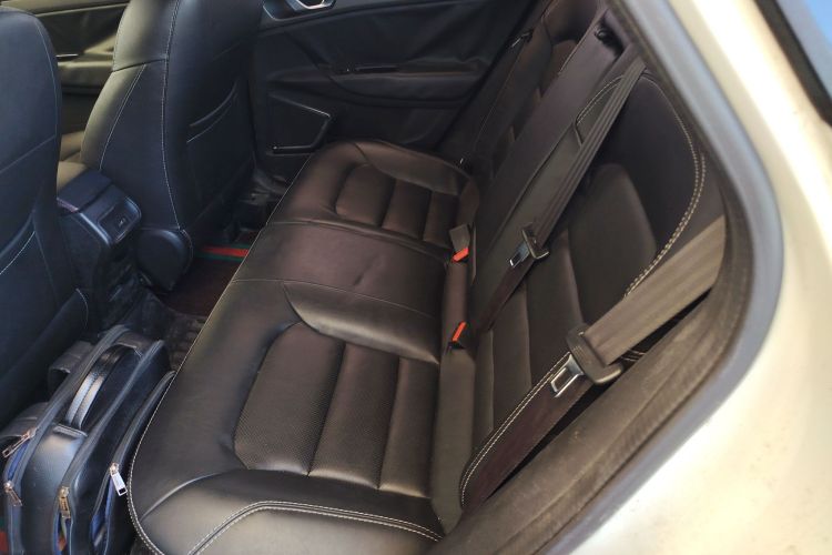 吉利汽车 帝豪GS 2016款 优雅版 1.8L 手动领尚型中控内饰7004