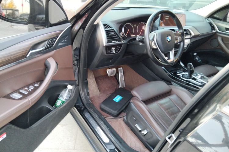 宝马X3 2019款 xDrive28i 豪华套装中控内饰20