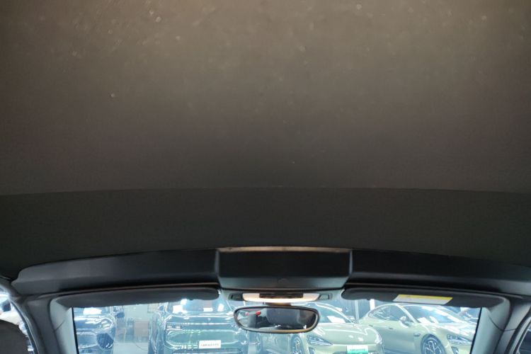 宝马2系(进口) 2019款 225i 敞篷轿跑车 运动设计套装局部细节22