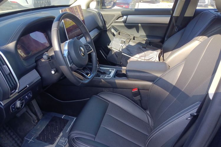 比亚迪 唐 2018款 2.0T 自动智联尊荣型 7座 国V中控内饰19