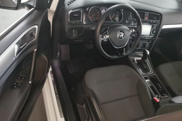 大众 高尔夫 2018款 1.6L 自动舒适型中控内饰20