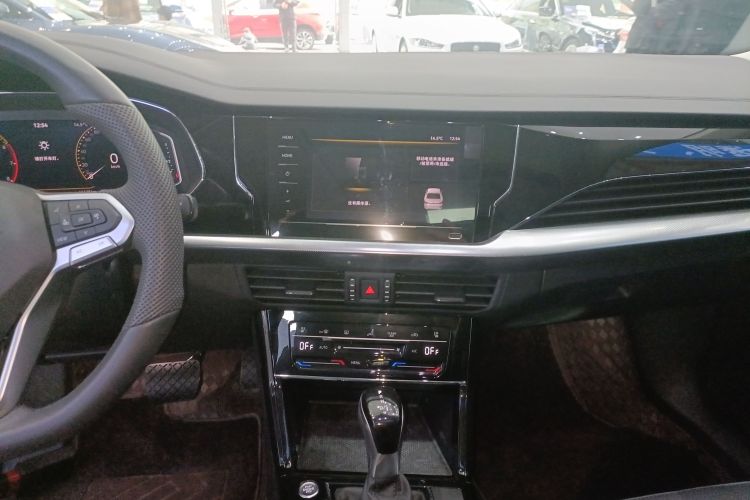大众 帕萨特 2025款 出众款 330TSI 星空精英版中控内饰16