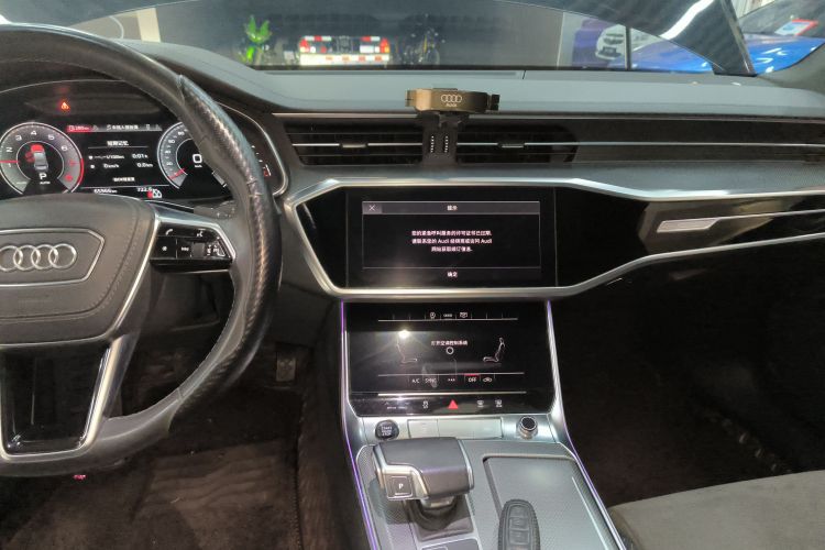 奥迪A6L 2023款 40 TFSI 豪华动感型中控内饰16