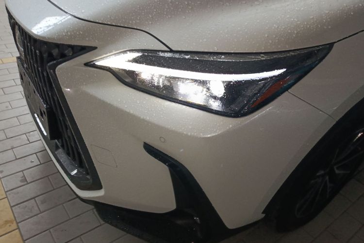 雷克萨斯NX新能源 2022款 400h+ 畅悦版局部细节36