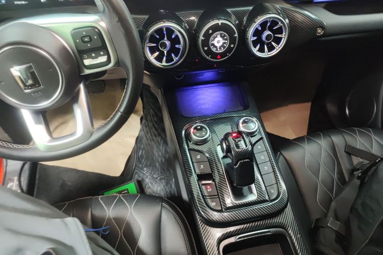 坦克300 2021款 越野版 2.0T 挑战者中控内饰18