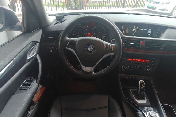 宝马X1 2015款 sDrive18i 时尚晋级版局部细节13