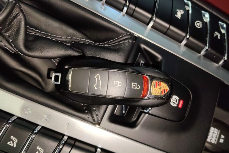 保时捷 2020款 Macan 2.0T中控内饰11