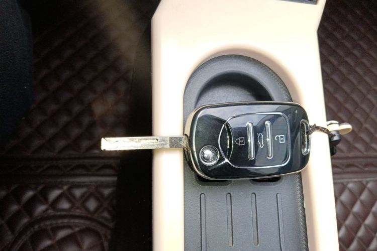 五菱汽车 宏光MINIEV 2021款 马卡龙时尚款 三元锂中控内饰11