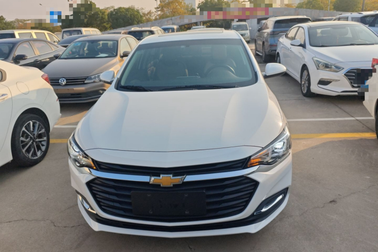 雪佛兰 科鲁泽 2022款 320 自动悦享天窗版车身外观6001