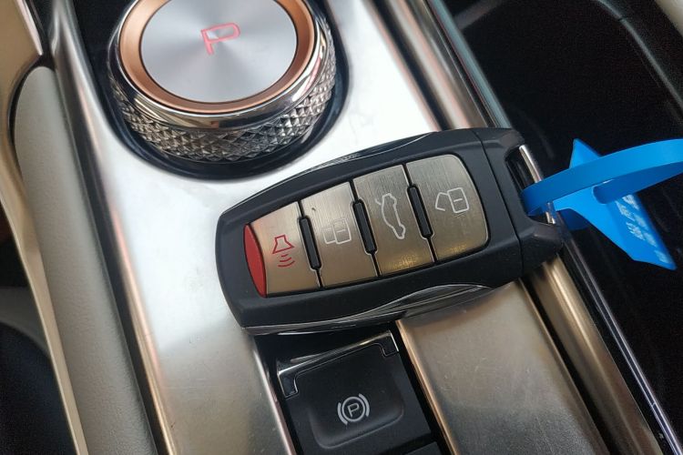 哈弗H6 2021款 第三代 1.5T 自动两驱Max中控内饰11