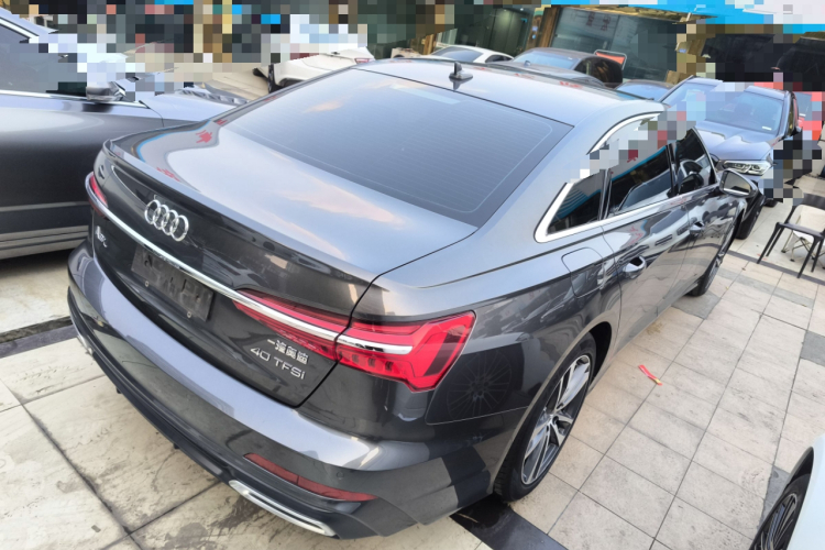 奥迪A6L 2019款 40 TFSI 豪华动感型车身外观7