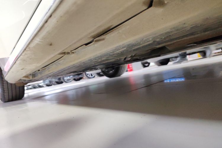 奔驰C级 2022款 改款 C 200 L 运动版局部细节9001