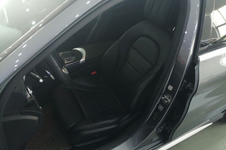 奔驰C级 2020款 改款 C 200 L 时尚型运动版局部细节19