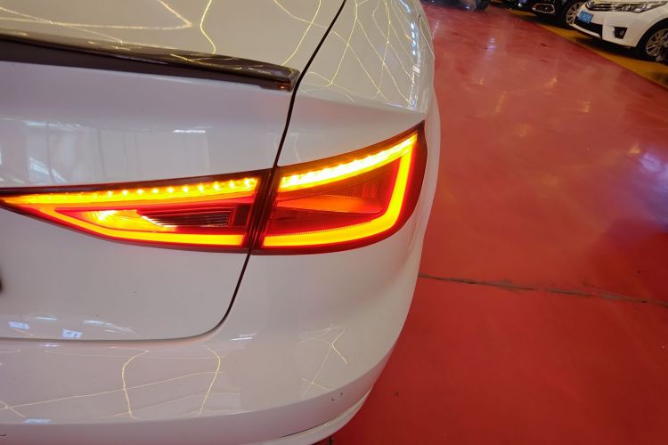 奥迪A3 2016款 Limousine 35 TFSI 风尚型车身外观6006