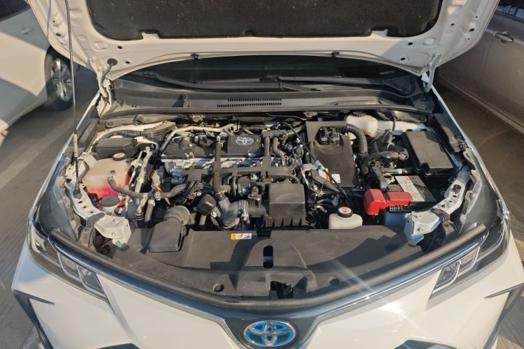 丰田 卡罗拉 2021款 双擎 1.8L E-CVT精英版局部细节24