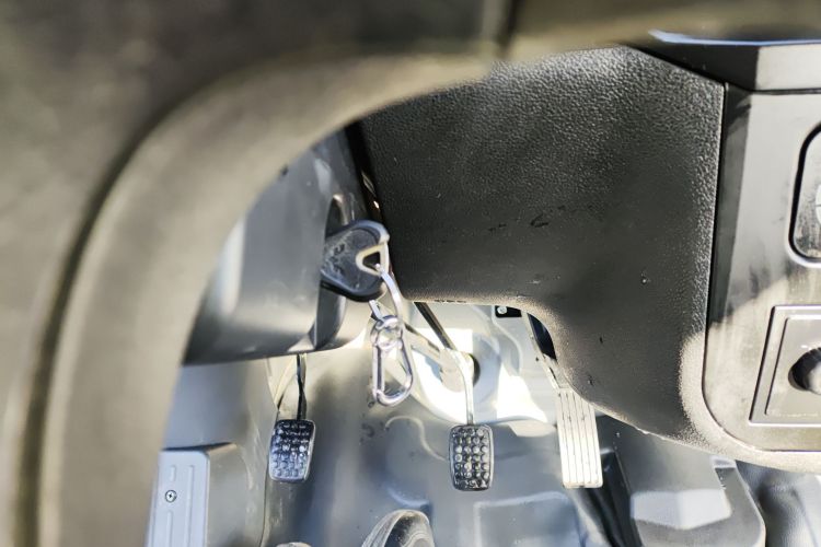 五菱汽车 五菱之光 2023款 1.5L 实用型 5/7座中控内饰11