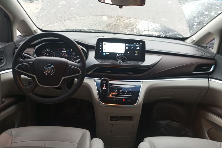 别克GL8 2023款 陆上公务舱 智享型中控内饰7002