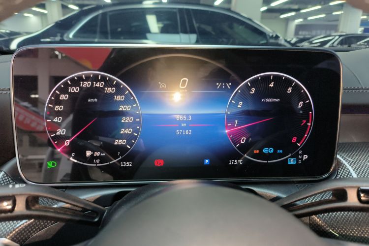 奔驰C级 2022款 C 260 L 运动版中控内饰14