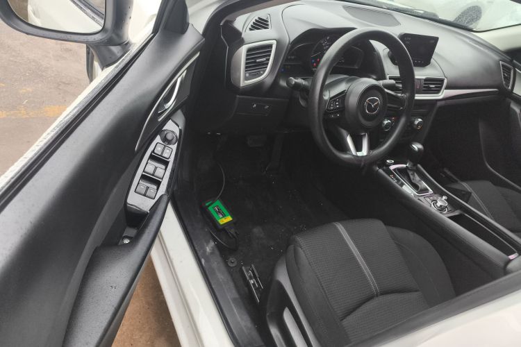 马自达3 昂克赛拉 2017款 三厢 1.5L 自动豪华型 国V中控内饰20