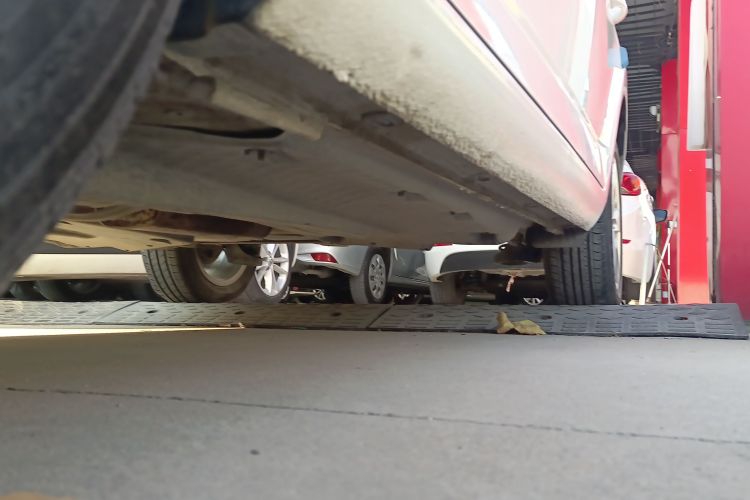 斯柯达 晶锐 2017款 1.4L 自动车享版机舱底盘30