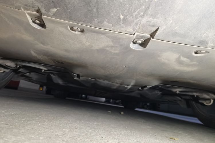 特斯拉 Model Y 2022款 后轮驱动版局部细节9009