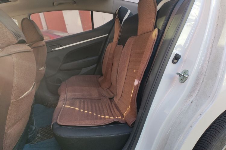 现代 领动 2016款 1.6L 自动智炫·精英型中控内饰21