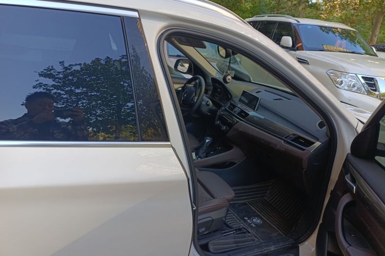 宝马X1 2018款 sDrive18Li 尊享型局部细节9005