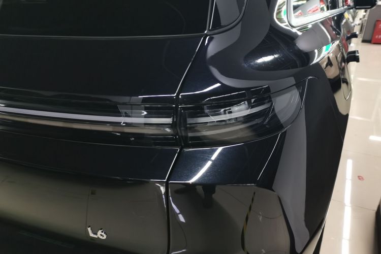 理想汽车 理想L6 2025款 Pro 智能焕新版车身外观6001