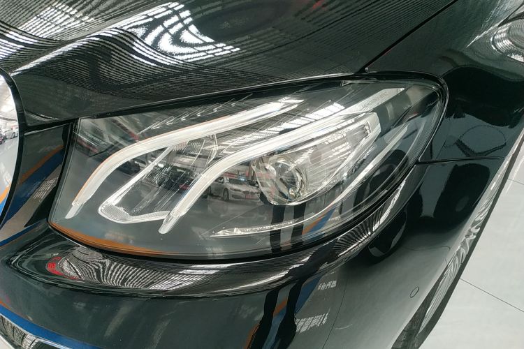 奔驰E级 2020款 改款 E 300 L 殊享版局部细节36