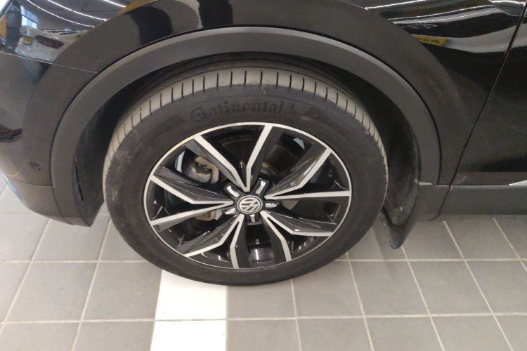 大众 途观L 2019款 改款 330TSI 自动两驱智动豪华版 国VI车身外观6007