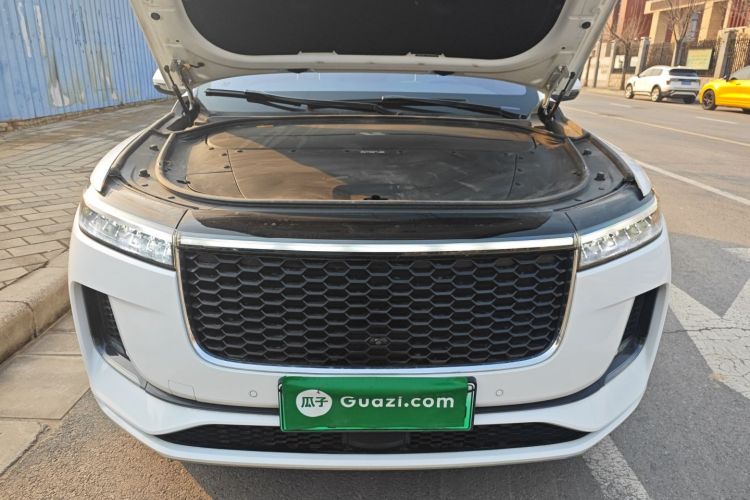 理想汽车 理想ONE 2021款 增程6座版机舱底盘24