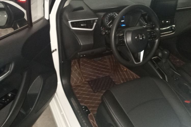 丰田 亚洲狮 2021款 2.0L 豪华版中控内饰7003