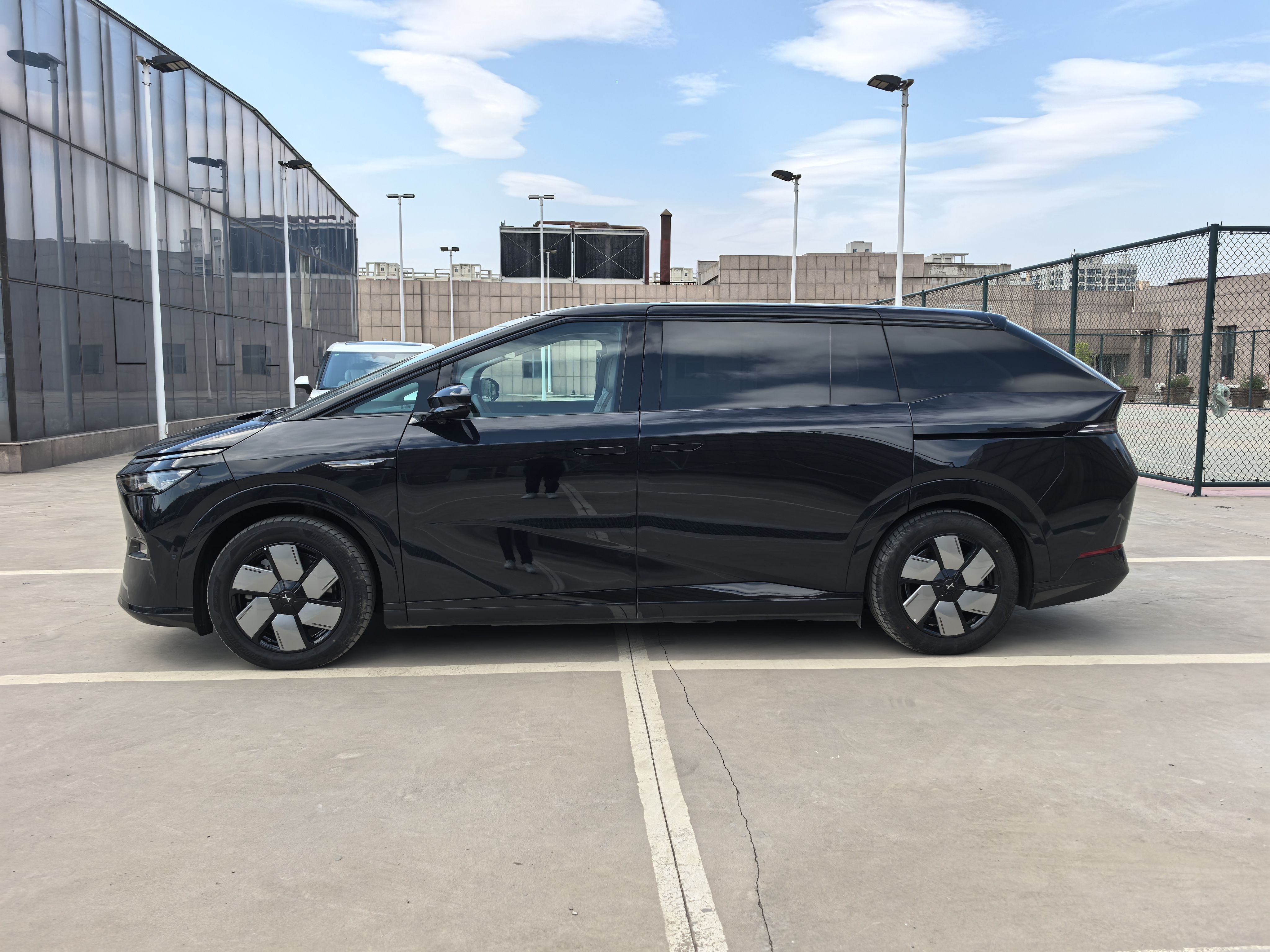 小鹏X9 2024款 702超长续航Max