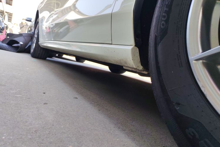 福特 福克斯 2021款 两厢 EcoBoost 180 自动锋潮型局部细节9001