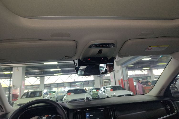 沃尔沃V90 2017款 Cross Country T5 AWD 智尊版中控内饰22